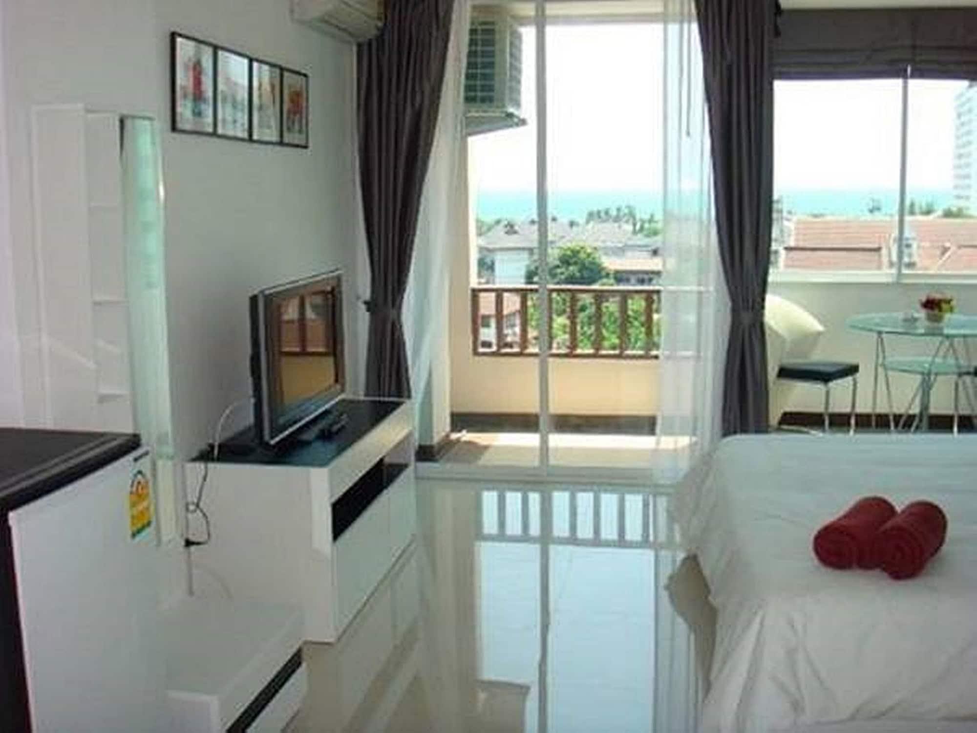 Grand Residence Jomtien Luaran gambar